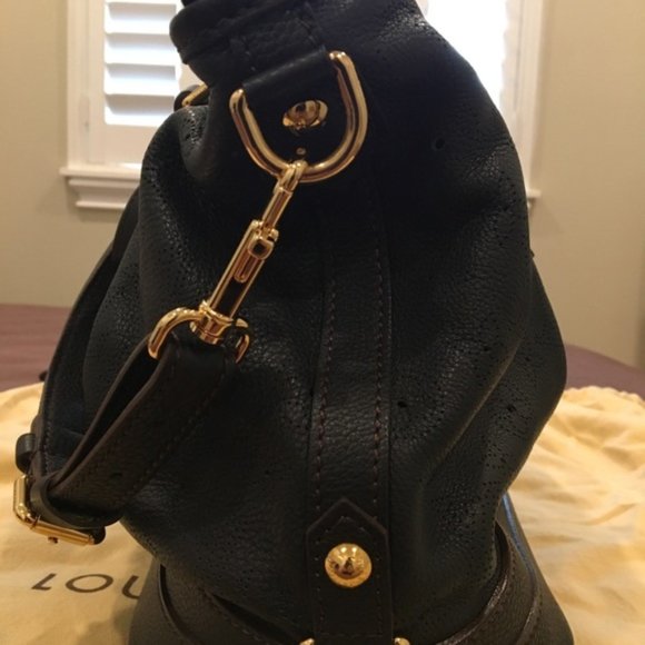 Louis Vuitton Mahina Leather Stellar PM Laser Cut - Picture 5 of 8